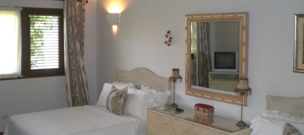 2nd bedroom - 2 full beds (Copy)