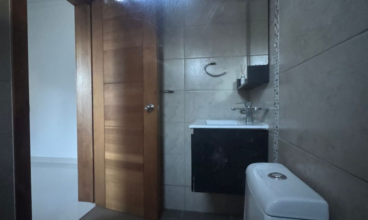 PHOTO-2025-08-13-20-43-18 (10)