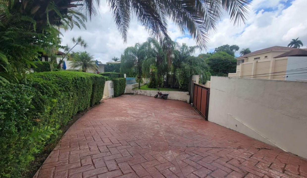 WhatsApp Image 2026-04-14 at 4.28.40 PM (1)